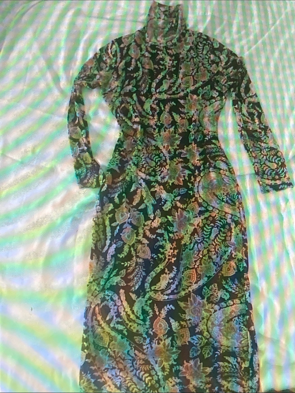Long Sleeve Maxi Dress with Floral Paisley Print - Black